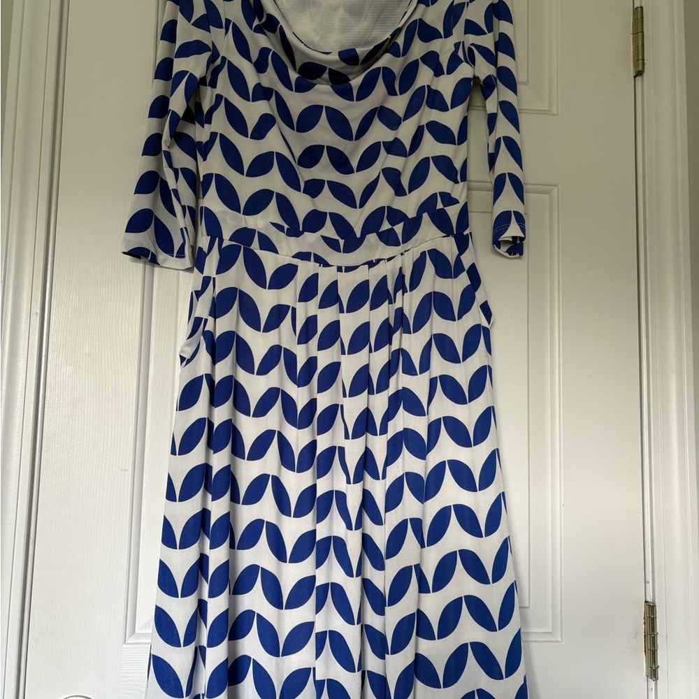 Reborn Blue and White 3/4 Sleeve Dress